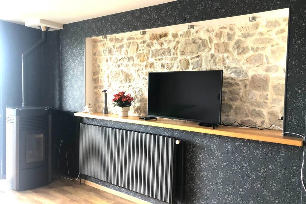 Maison au cœur du vignoble Jurassien 90 m2 Lavigny Extérieur photo